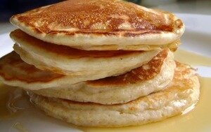 Пышные оладьи на кефире - домашний рецепт