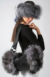 Меховая сумка - отличный модный аксессуар