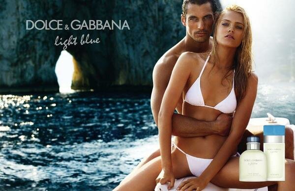 Вновь яркие эмоции летнего путешествия помогут ароматы Light Blue Dreaming in Portofino и Living Stromboli от Dolce & Gabbana.